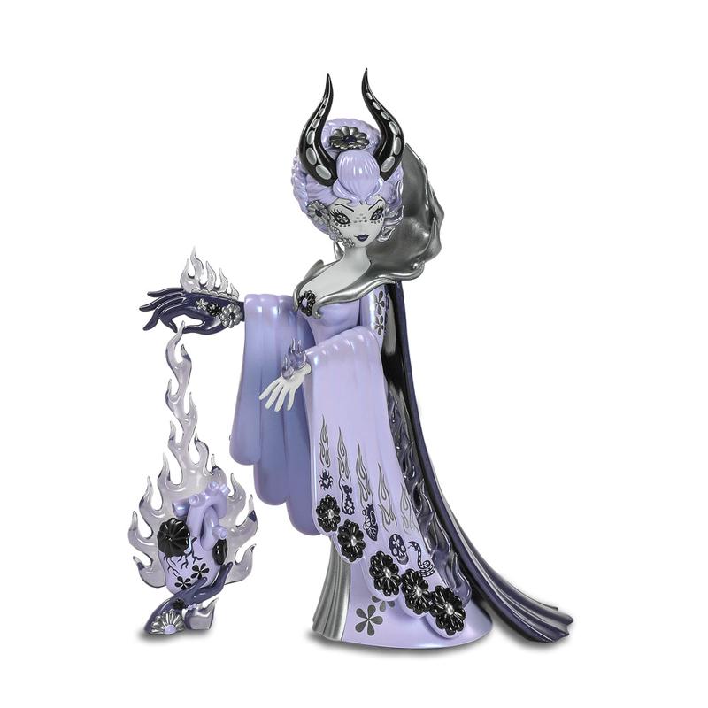 Witch Queen 8" Vinyl Art Figure by Junko Mizuno - Black Friday Violet Edition (Limited to 300)