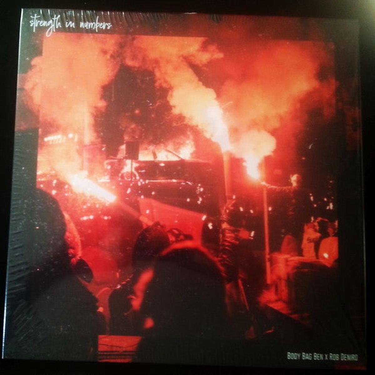 Body Bag Ben, Robert Deniro  Strength In Numbers (Ultra Clear with Oxblood Splatter) 12"