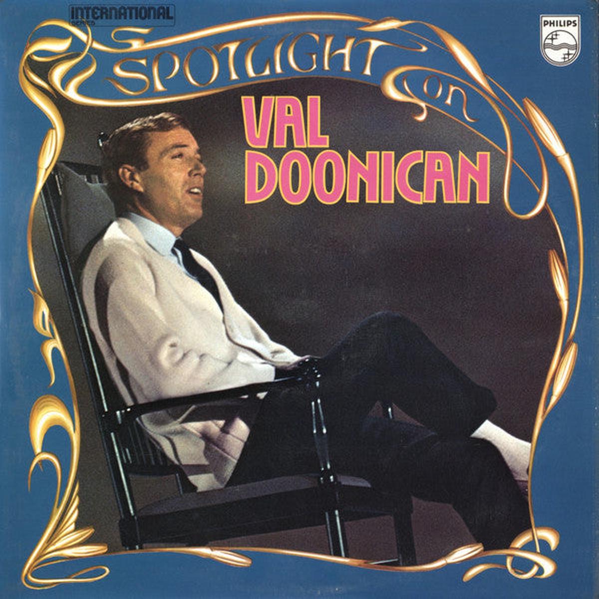 Val Doonican Spotlight On Val Doonican -2 lps- 1974-Folk, Vocal (vinyl)